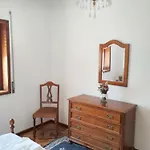 Spacious In With Fireplace, 87 Sqm شقة