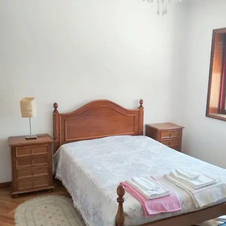 Spacious In With Fireplace, 87 Sqm Lägenhet Espinho (Aveiro)