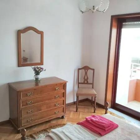 Lägenhet Spacious In With Fireplace, 87 Sqm Espinho (Aveiro)