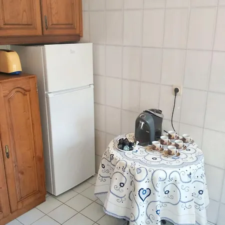 Apartment Spacious In Espinho With Fireplace, 87 Sqm *